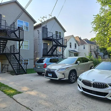 Titi'S Southside Abode Apartment